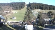 Archiviertes Webcam Bild: Oberwiesenthal: Talstation Schwebebahn Fichtelberg am 01.05.2026 um 07:17 Uhr
