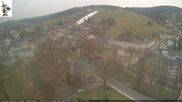 Archiviertes Webcam Bild: Rathaus Eibenstock: Blick Skihang am 13.04.2026 um 14:11 Uhr