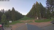 Archiviertes Webcam Bild: Skihang Erbeskopf - Talstation am 28.05.2026 um 06:38 Uhr