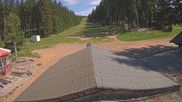 Archiviertes Webcam Bild: Skihang Erbeskopf - Talstation am 19.06.2026 um 16:47 Uhr