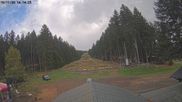 Archiviertes Webcam Bild: Skihang Erbeskopf - Talstation am 11.10.2026 um 14:23 Uhr