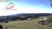 Archiviertes Webcam Bild: Neuastenberg: Obere Postwiese - Piste, Lift und Schirmbar am 28.05.2026 um 08:54 Uhr