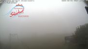 Archiviertes Webcam Bild: Neuastenberg: Obere Postwiese - Piste, Lift und Schirmbar am 26.08.2026 um 08:15 Uhr