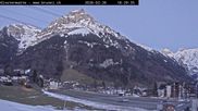 Archived webcam image showing Base station of the Brunni cable car on 26 Feb 2026 at 18:12