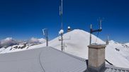 Archiviertes Webcam Bild: Crans Montana: Bergstation Plaine Morte am 01.05.2026 um 10:41 Uhr
