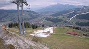 Archiviertes Webcam Bild: Kitzbühel: Gaisberg Bergstation am 12.04.2026 um 12:52 Uhr