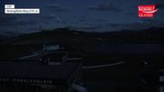 Archived webcam image showing Mountain station Smaragdbahn lift on 14 Jun 2026 at 04:01