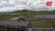Archived webcam image showing Mountain station Smaragdbahn lift on 14 Jun 2026 at 10:01