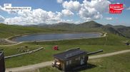 Archiviertes Webcam Bild: Wildkogel-Arena: Bergstation der Smaragdbahn am 12.07.2026 um 14:18 Uhr