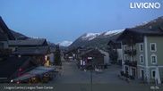 Archived webcam image showing Livigno town center on 25 May 2026 at 05:20