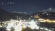 Archiviertes Webcam Bild: Bormio: Blick auf die Stelvio Abfahrt am 26 Feb 2026 um 02:33 Uhr