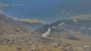 Archiviertes Webcam Bild: Bormio: Blick auf die Stelvio Abfahrt am 13.03.2026 um 12:01 Uhr
