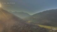 Archiviertes Webcam Bild: Bormio: Blick auf die Stelvio Abfahrt am 12.07.2026 um 07:52 Uhr
