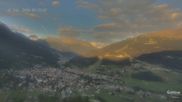 Archiviertes Webcam Bild: Bormio: Blick auf die Stelvio Abfahrt am 12.07.2026 um 20:52 Uhr