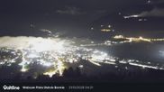 Archiviertes Webcam Bild: Bormio: Blick auf die Stelvio Abfahrt am 21.10.2026 um 04:04 Uhr
