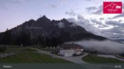 Archiviertes Webcam Bild: Mieders - Rundblick von Bergstation Koppeneck am 26.08.2026 um 01:18 Uhr