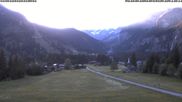 Archived webcam image showing Kandersteg (Bernese Oberland): Hotel Bernerhof on 28 May 2026 at 07:48