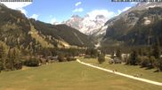 Archived webcam image showing Kandersteg (Bernese Oberland): Hotel Bernerhof on 4 Jul 2026 at 14:49