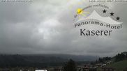 Archiviertes Webcam Bild: Fischen: Hotel Garni Kaserer am 13.04.2026 um 14:05 Uhr