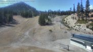 Archiviertes Webcam Bild: Mammoth Mountain: Canyon Lodge am 10.10.2026 um 22:11 Uhr
