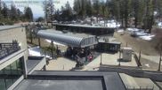 Archived webcam image showing Mammoth Mountain - Village Gondola on 19 Apr 2026 at 22:01