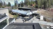Archiviertes Webcam Bild: Mammoth Mountain: Village Gondola am 17.08.2026 um 02:21 Uhr