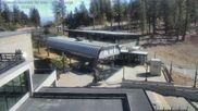 Archiviertes Webcam Bild: Mammoth Mountain: Village Gondola am 11.10.2026 um 22:55 Uhr