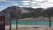 Archiviertes Webcam Bild: Mammoth Mountain: Broadway Express am 10.10.2026 um 22:59 Uhr