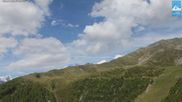 Archived webcam image showing Adler Lounge mountain hut on 18 Jun 2026 at 16:28