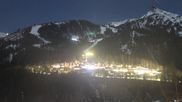 Archiviertes Webcam Bild: Kals am Großglockner: Blick aufs Gradonna Mountain Resort am 26 Feb 2026 um 22:37 Uhr