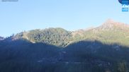 Archiviertes Webcam Bild: Kals am Großglockner: Blick aufs Gradonna Mountain Resort am 11.10.2026 um 08:42 Uhr