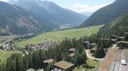 Archiviertes Webcam Bild: Kals: Ausblick vom Turm des Gradonna Hotels am 13.07.2026 um 12:45 Uhr