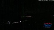 Archived webcam image showing mount Mostelberg, Sattel Hochstuckli on 5 Apr 2026 at 22:43