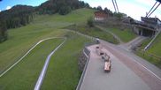Archiviertes Webcam Bild: Sattel-Hochstuckli: Bergrestaurant Engelstock am 28.05.2026 um 18:51 Uhr
