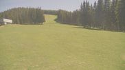 Archiviertes Webcam Bild: Stuhleck: Bergstation Promibahn und Beginnerpark am 28.05.2026 um 14:41 Uhr