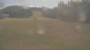 Archiviertes Webcam Bild: Stuhleck: Bergstation Promibahn und Beginnerpark am 11.10.2026 um 12:18 Uhr