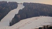 Archiviertes Webcam Bild: Panorama Skigebiet Stuhleck am 09.03.2026 um 16:02 Uhr