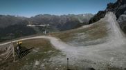 Archiviertes Webcam Bild: Peisey Vallandry - Bergstation Sessellift Clocheret am 26.09.2026 um 04:38 Uhr