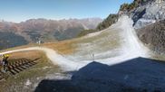 Archiviertes Webcam Bild: Peisey Vallandry - Bergstation Sessellift Clocheret am 26.09.2026 um 18:38 Uhr
