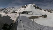 Archived webcam image showing Les Arcs - top station chairlift Arcabulle on 2 May 2026 at 12:04