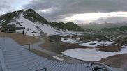 Archived webcam image showing Les Arcs - top station chairlift Arcabulle on 16 Jun 2026 at 22:07