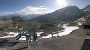 Archiviertes Webcam Bild: Les Arcs - Bergstation Sessellift Arcabulle am 19.06.2026 um 08:15 Uhr