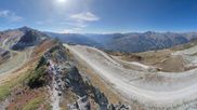 Archiviertes Webcam Bild: Peisey Vallandry - Bergstation Sessellift Arpette am 26.09.2026 um 16:51 Uhr
