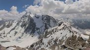 Archiviertes Webcam Bild: Peisey Vallandry - Bergstation Gondel L`Aiguille Rouge am 29.05.2026 um 14:02 Uhr
