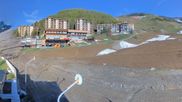 Archived webcam image showing Orcieres 1850 - Village on 1 May 2026 at 08:12
