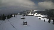 Archiviertes Webcam Bild: Blick auf die Bergstation Lischboden im Skigebiet Rüschegg am 02.04.2026 um 14:30 Uhr