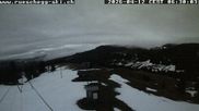 Archiviertes Webcam Bild: Blick auf die Bergstation Lischboden im Skigebiet Rüschegg am 12.04.2026 um 06:15 Uhr