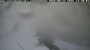 Archiviertes Webcam Bild: Blick auf die Bergstation Lischboden im Skigebiet Rüschegg am 12.04.2026 um 12:15 Uhr