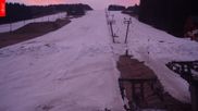 Archiviertes Webcam Bild: Pec pod Sněžkou: Piste Javor am 12.04.2026 um 06:49 Uhr