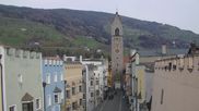 Archiviertes Webcam Bild: Sterzing in Südtirol: Stadtplatz mit Zwölferturm am 12.04.2026 um 10:07 Uhr